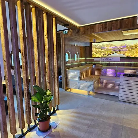 Hotel Garni Tirol-3